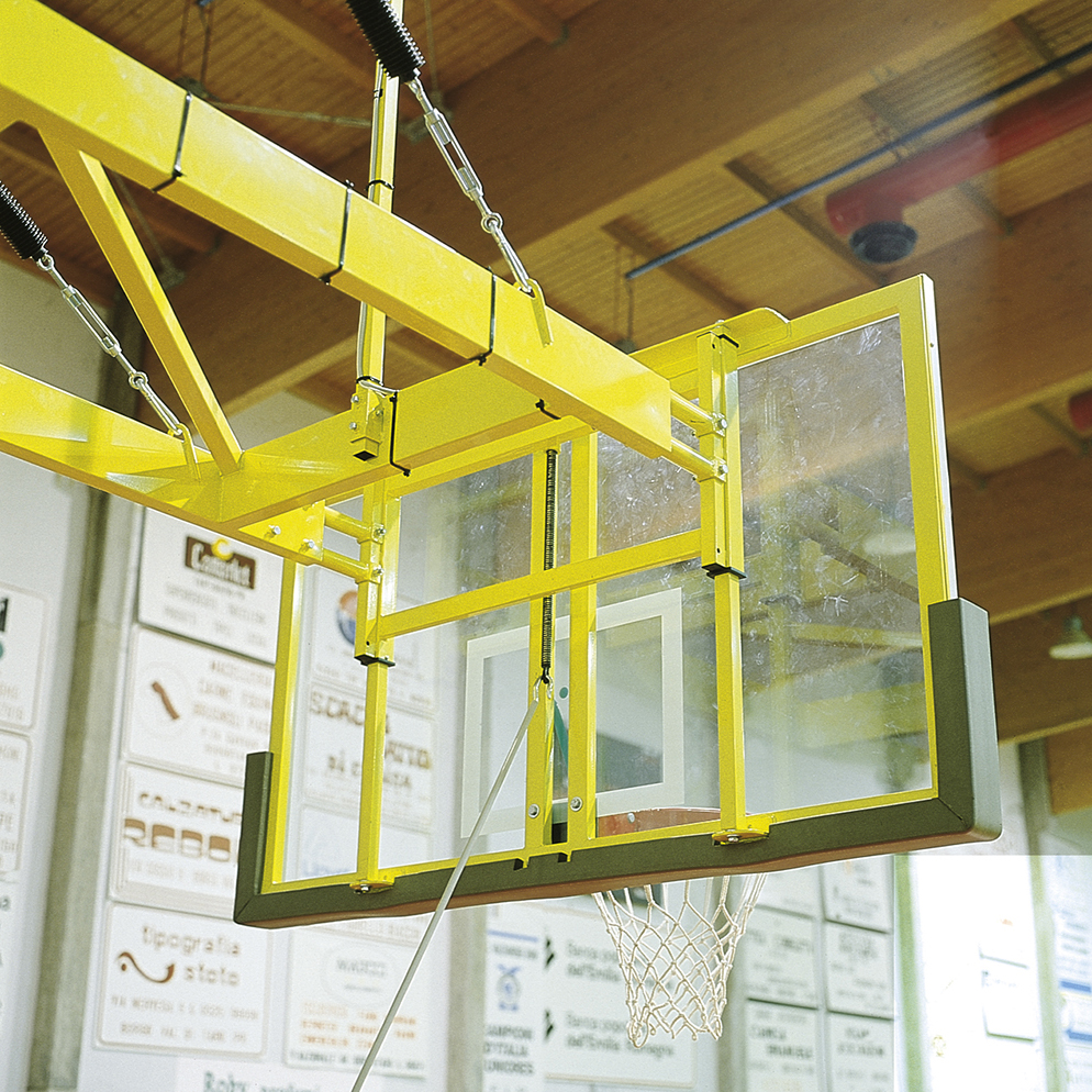 ART 2460  MANUAL BASKETBALL LIFTING BACKBOARD DEVICE